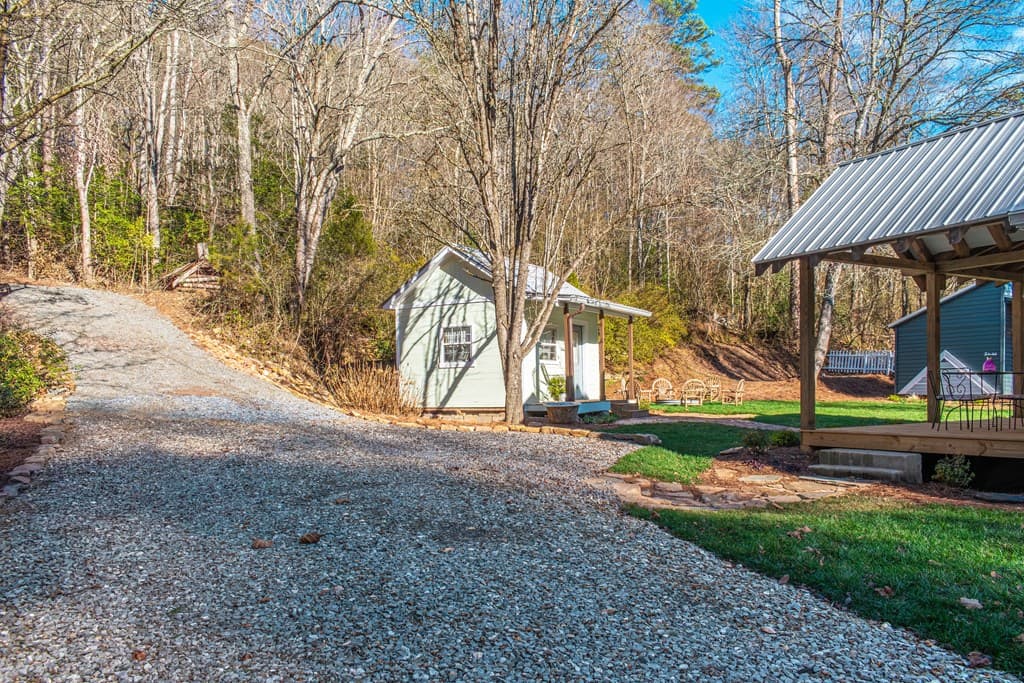 8679 Lakewood Hwy, Mineral Bluff GA 30559 - Photo
