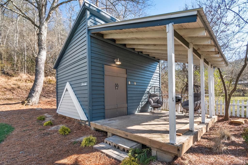 8679 Lakewood Hwy, Mineral Bluff GA 30559 - Photo