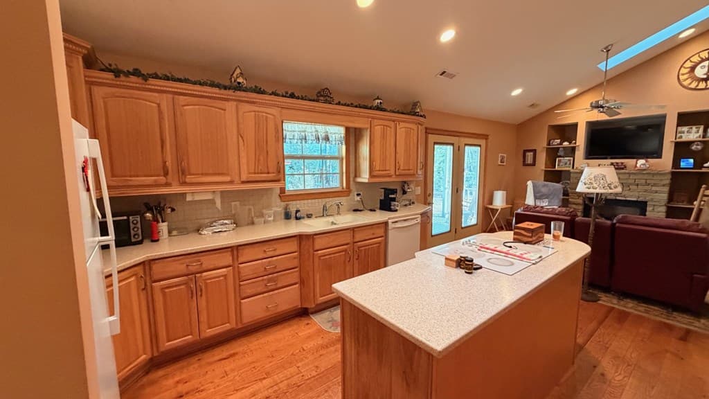 2356 Robin Hood Trail, Hiawassee GA 30546 - Photo