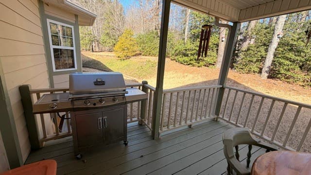 2356 Robin Hood Trail, Hiawassee GA 30546 - Photo