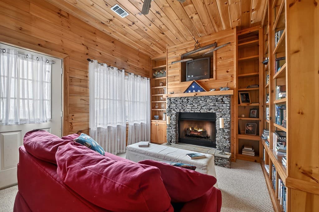 1186 Walnut Ridge, Ellijay GA 30536 - Photo