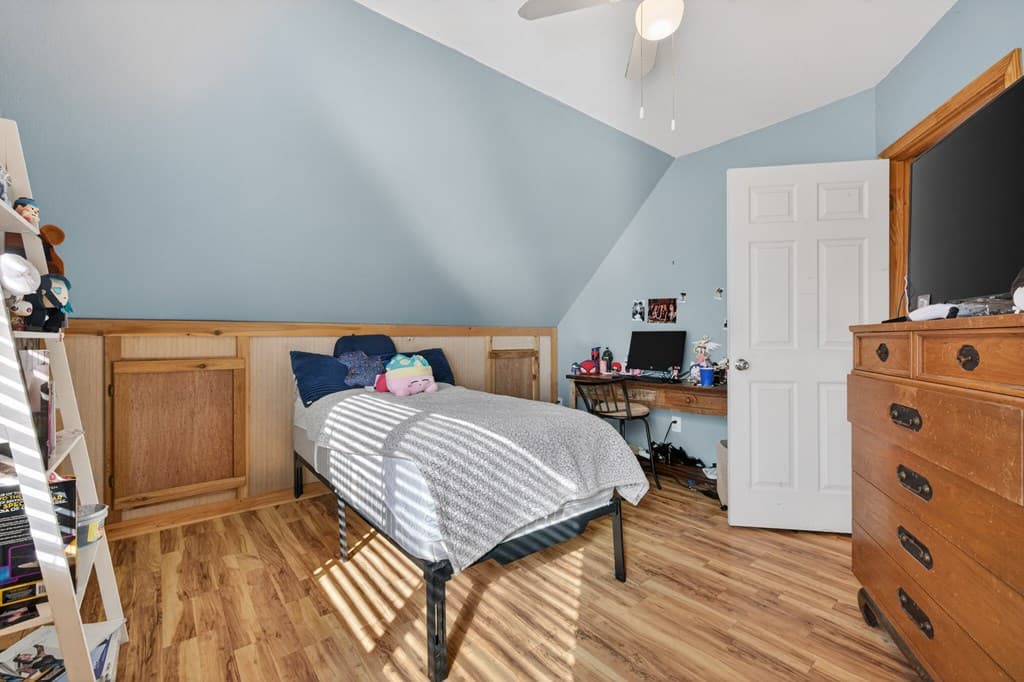223 Red Bud Lane, Hiawassee GA 30546 - Photo
