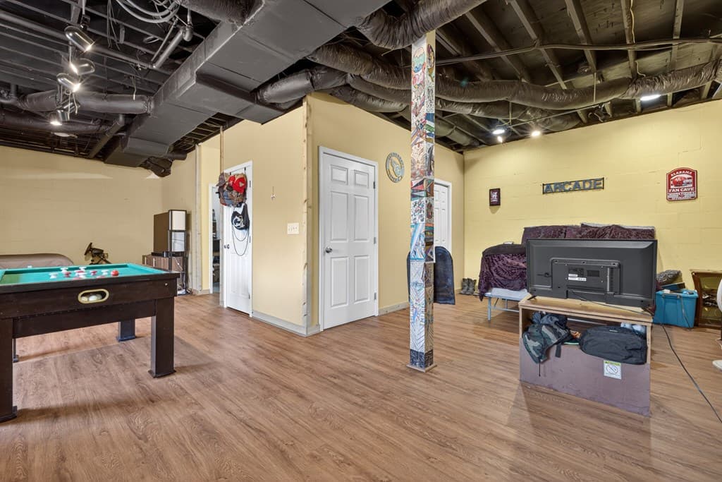 223 Red Bud Lane, Hiawassee GA 30546 - Photo