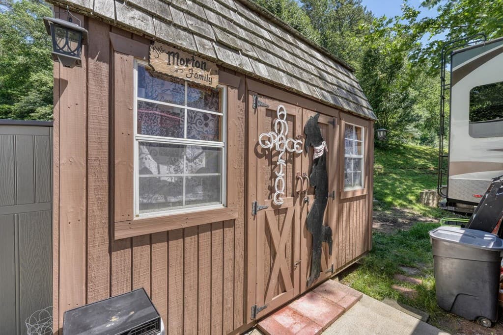 391 Conley Creek Circle, Blairsville GA 30512 - Photo