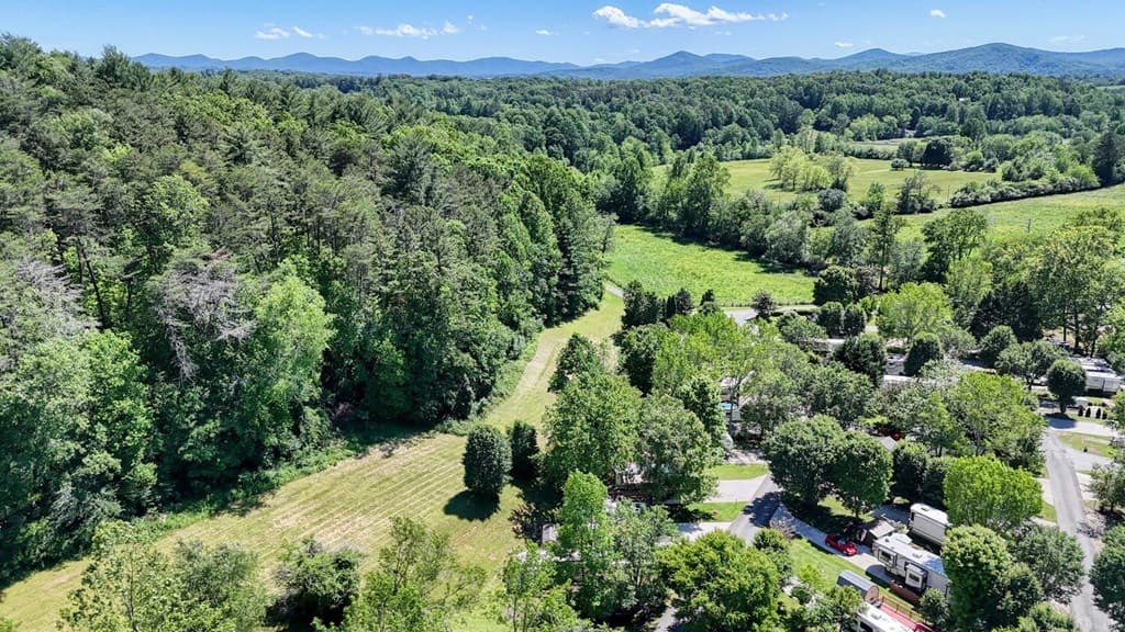 391 Conley Creek Circle, Blairsville GA 30512 - Photo