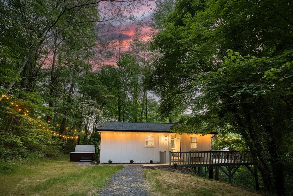 192 Possum Holler Road, Ellijay GA 30536 - Photo