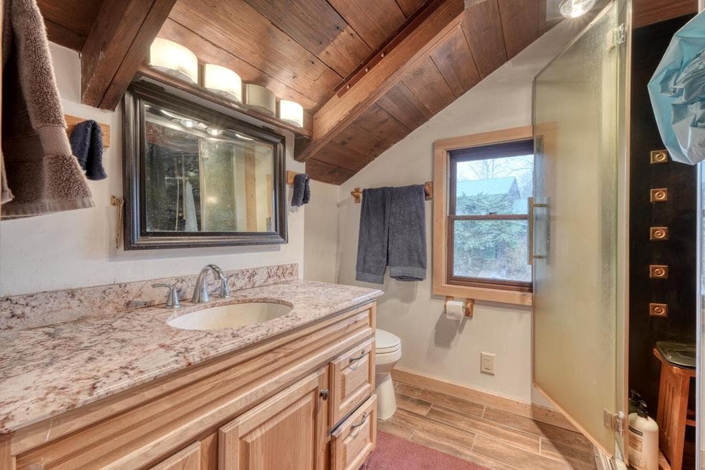 357 Nottely Woods Road E, Blairsville GA 30512 - Photo
