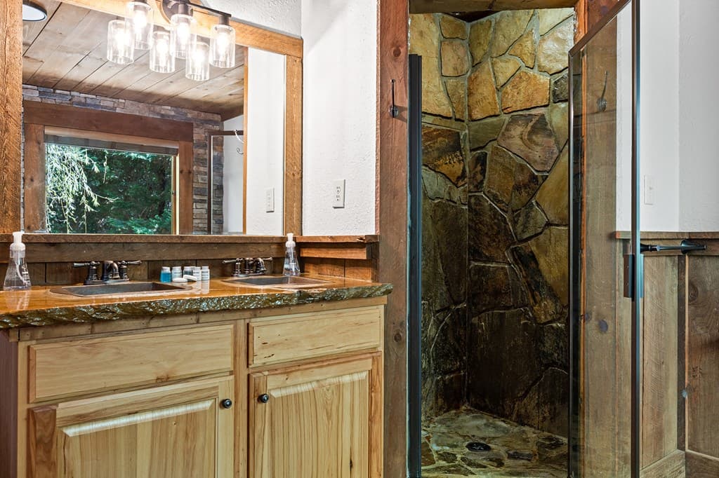 930 Power Dam Road, Blue Ridge GA 30513 - Photo