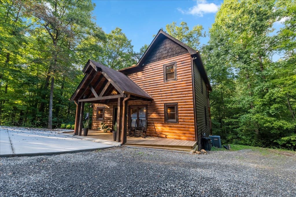 126 Brookwood Drive, Blue Ridge GA 30513 - Photo