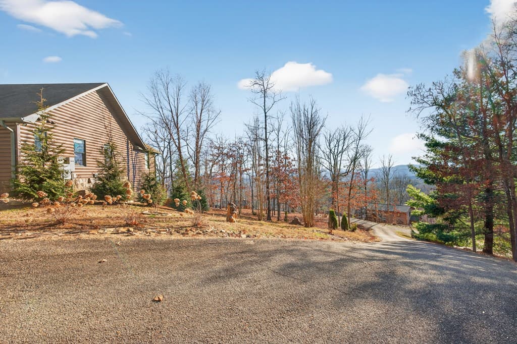 200 Twelve Oaks Drive, Murphy NC 28906 - Photo