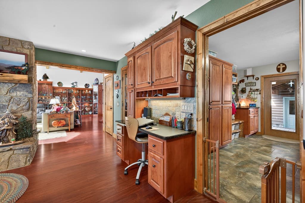 200 Twelve Oaks Drive, Murphy NC 28906 - Photo