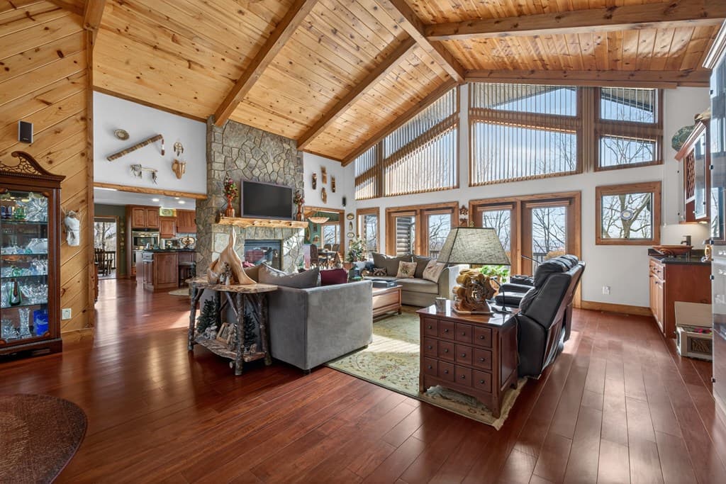 200 Twelve Oaks Drive, Murphy NC 28906 - Photo