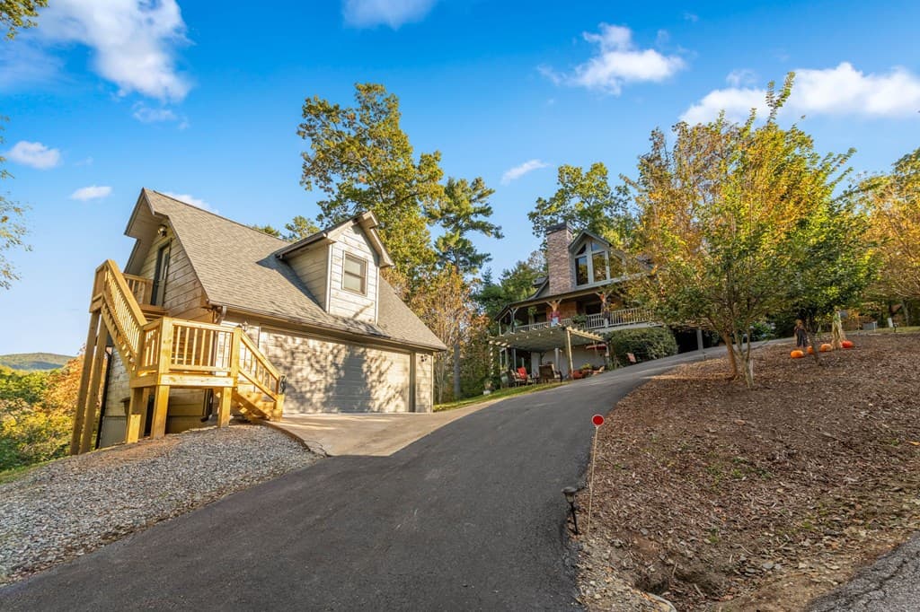 709 Laurel Creek Trail, Blue Ridge GA 30513 - Photo