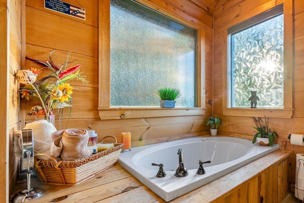 709 Laurel Creek Trail, Blue Ridge GA 30513 - Photo