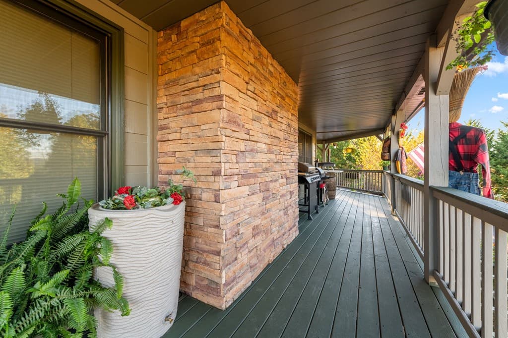 709 Laurel Creek Trail, Blue Ridge GA 30513 - Photo