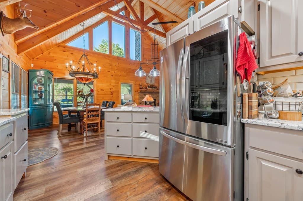 709 Laurel Creek Trail, Blue Ridge GA 30513 - Photo