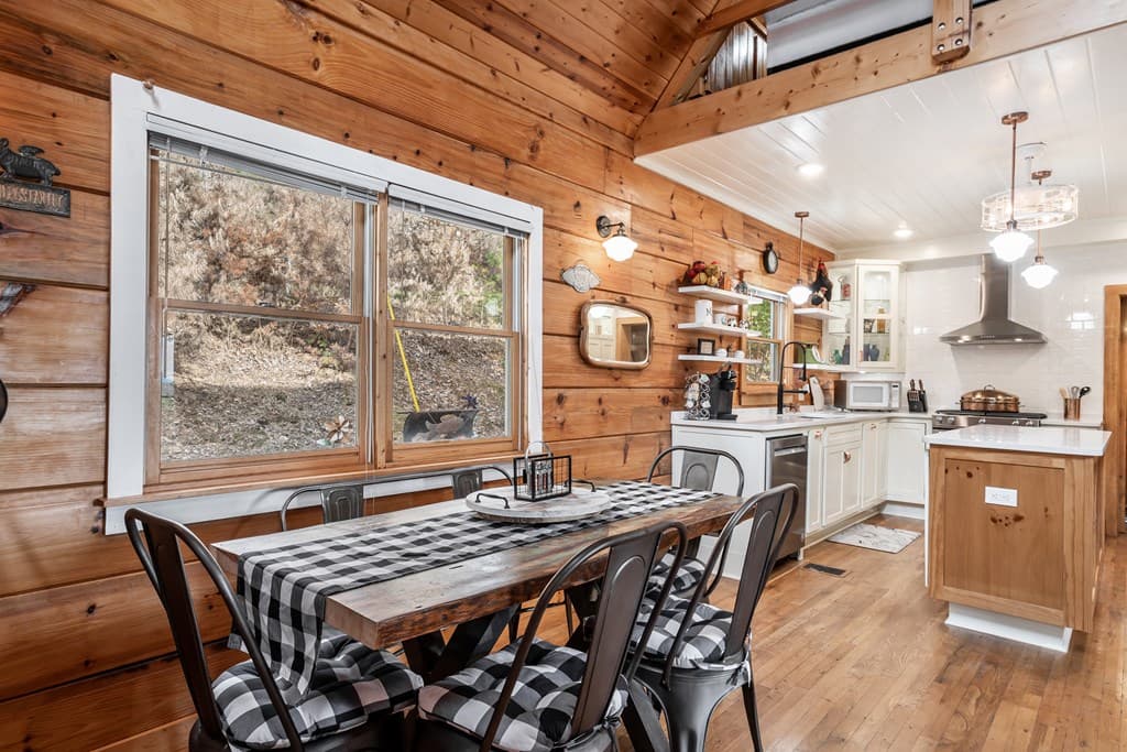 161 Walkabout Creek Road, Morganton GA 30560 - Photo