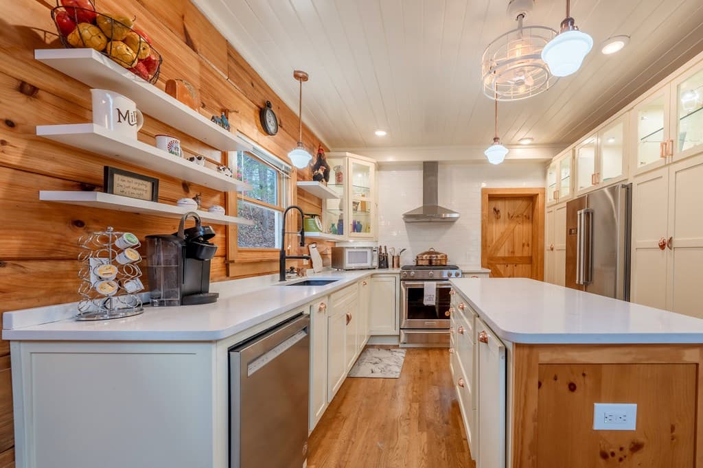 161 Walkabout Creek Road, Morganton GA 30560 - Photo