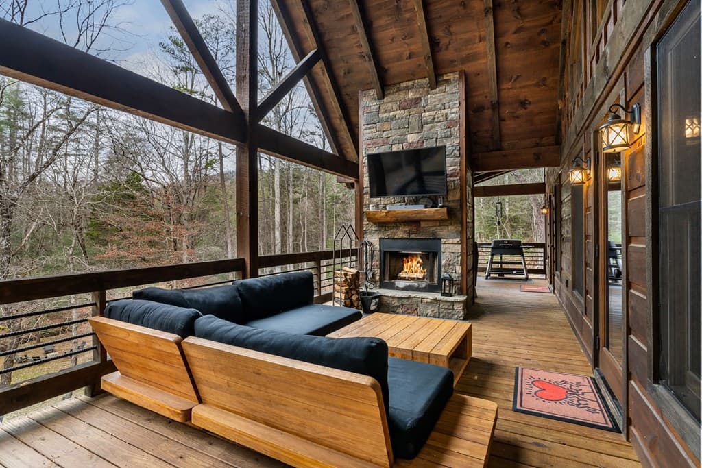 15 Bootleg Mountain Road, Morganton GA 30560 - Photo