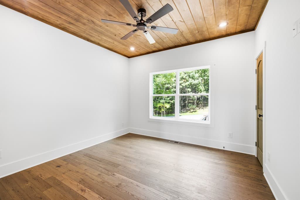 579 Overlook Loop, Young Harris GA 30582 - Photo