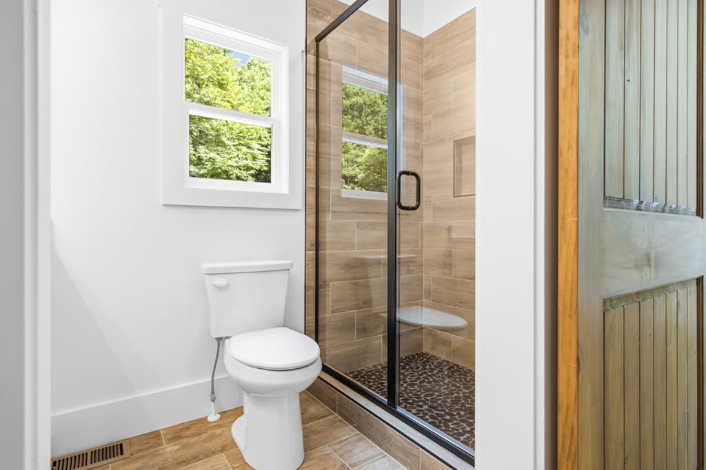 579 Overlook Loop, Young Harris GA 30582 - Photo