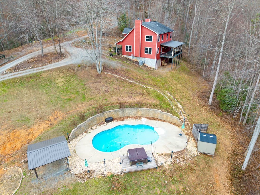 202 Bell Orchard Drive, Hayesville NC 28904 - Photo