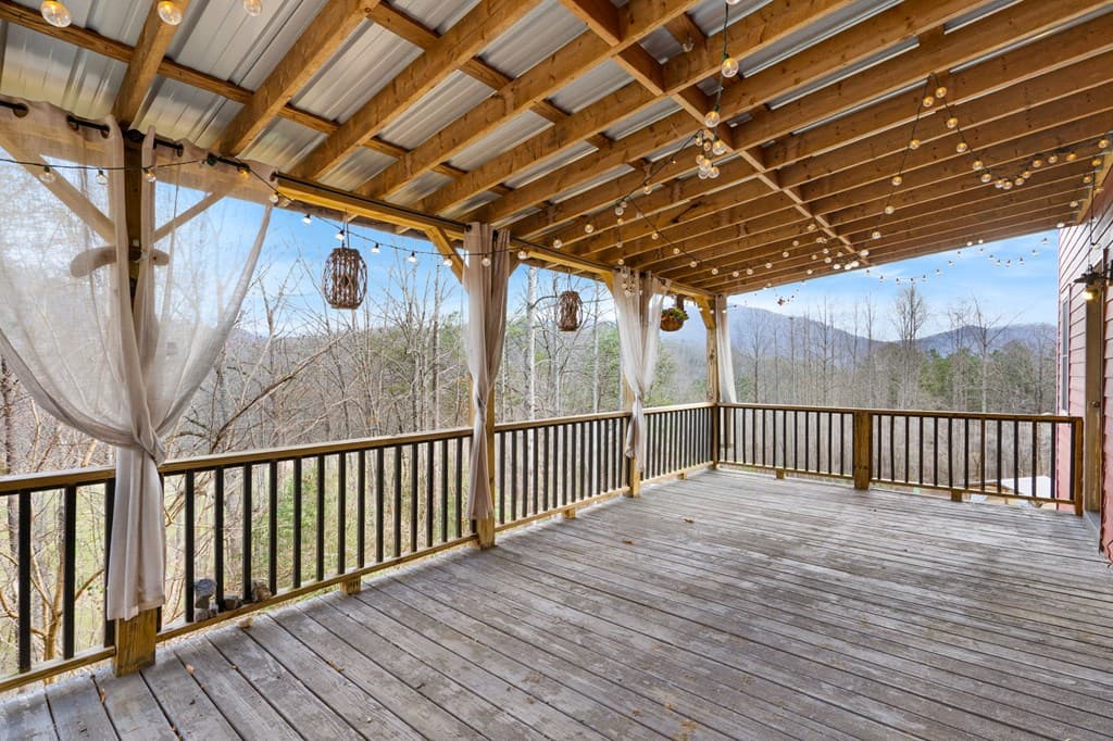 202 Bell Orchard Drive, Hayesville NC 28904 - Photo