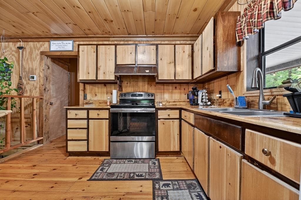636 Bear Paw Trail, Blue Ridge GA 30513 - Photo
