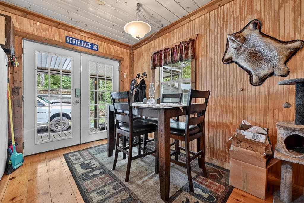 636 Bear Paw Trail, Blue Ridge GA 30513 - Photo