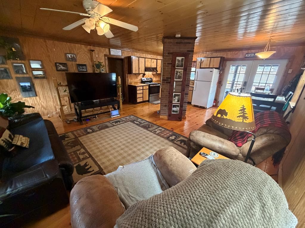 636 Bear Paw Trail, Blue Ridge GA 30513 - Photo
