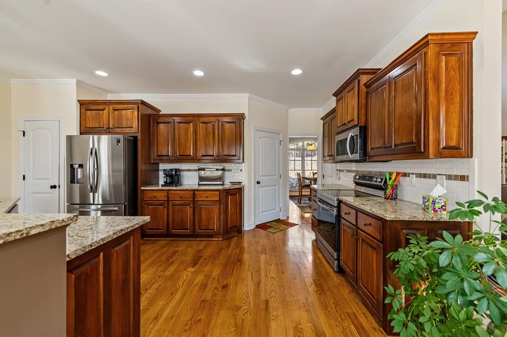 381 Madison Lane, Jasper GA 30143 - Photo