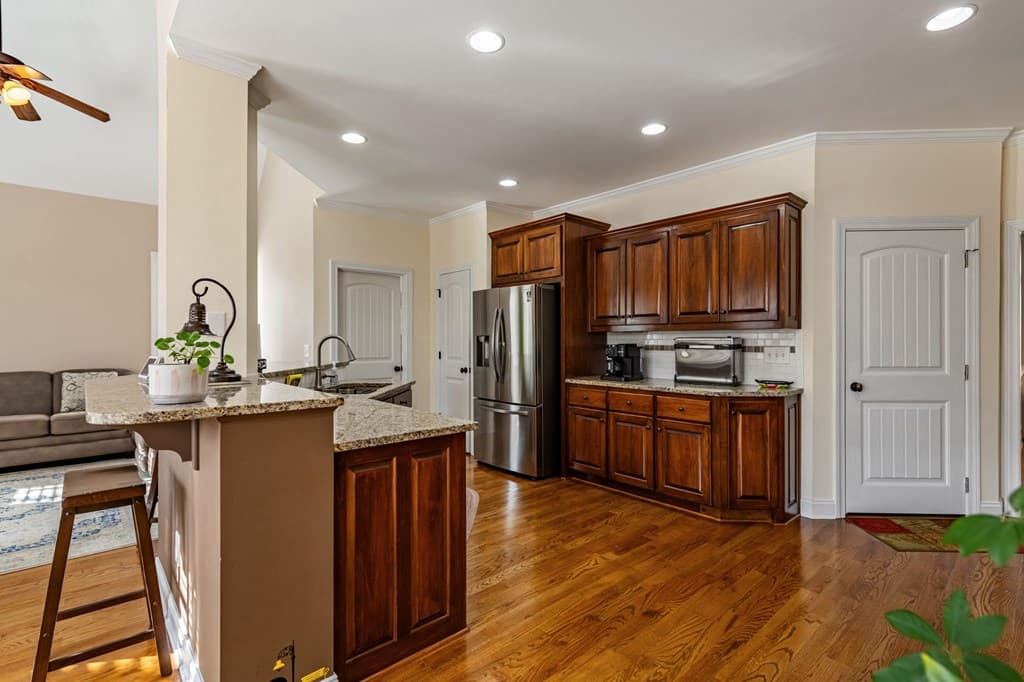 381 Madison Lane, Jasper GA 30143 - Photo