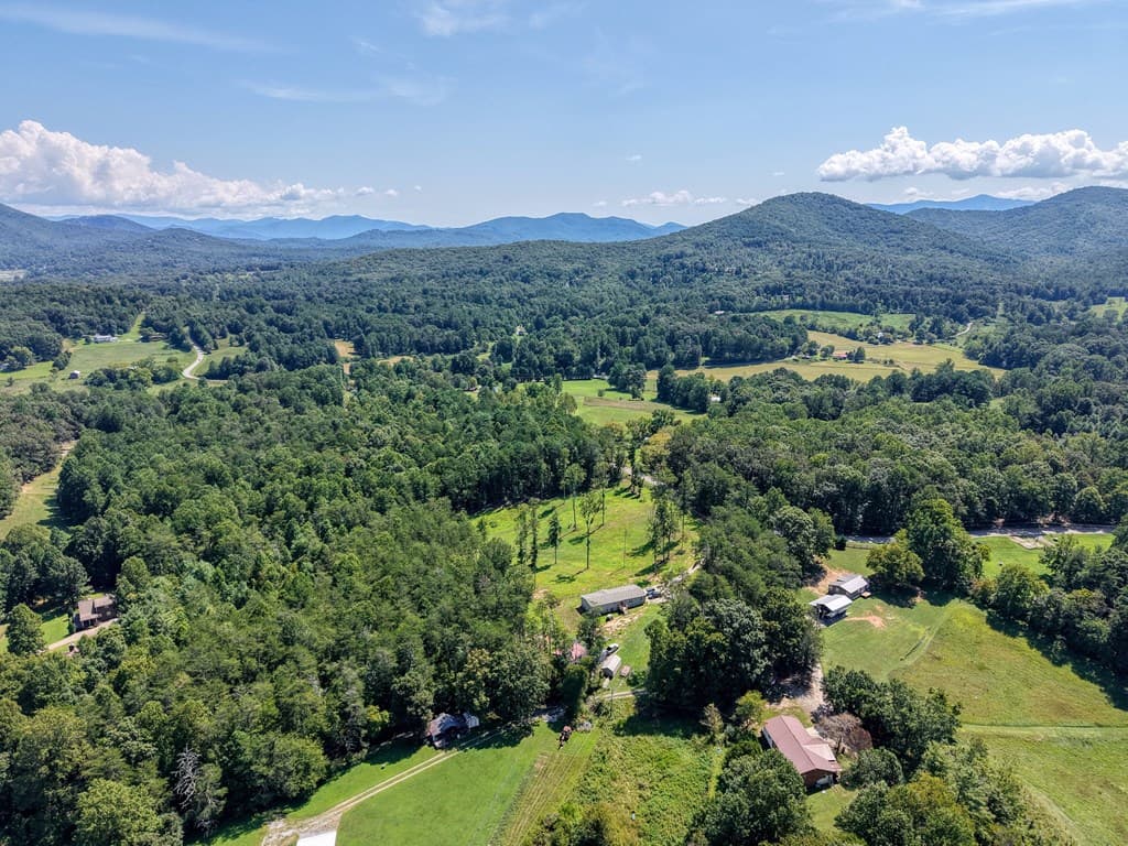 9656 Phillips Road, Young Harris GA 30582 - Photo
