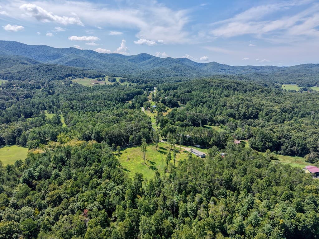 9656 Phillips Road, Young Harris GA 30582 - Photo