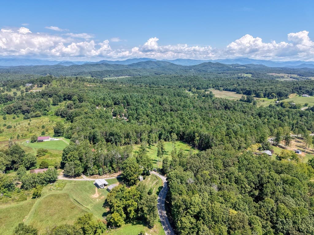 9656 Phillips Road, Young Harris GA 30582 - Photo