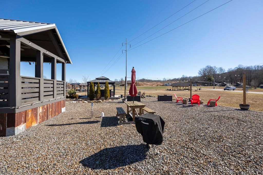 192 Mountain Meadows Drive, Morganton GA 30560 - Photo