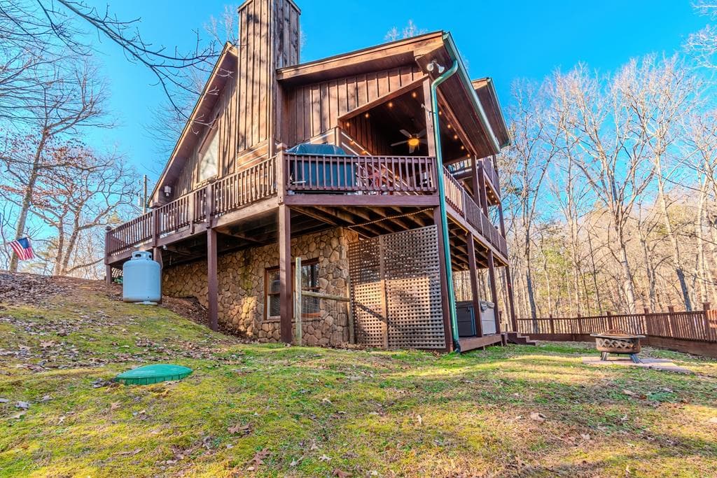 1023 Knollwood Road, Mineral Bluff GA 30559 - Photo