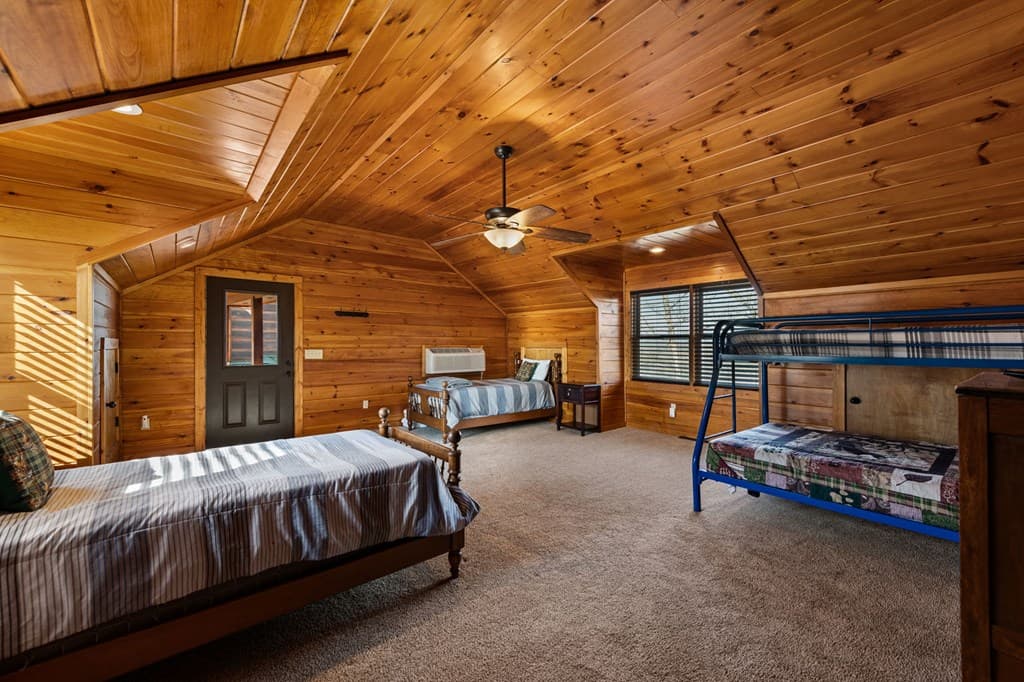 31 Hope Drive, Blue Ridge GA 30513 - Photo