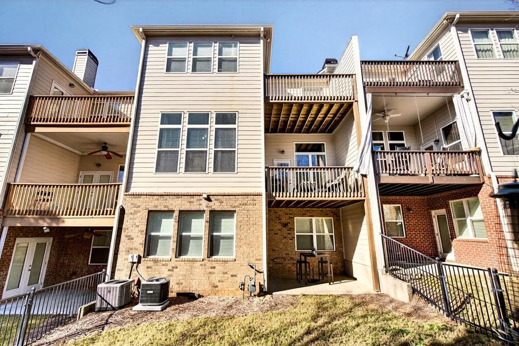 1603 Rivergreen Court, Atlanta GA 30339 - Photo