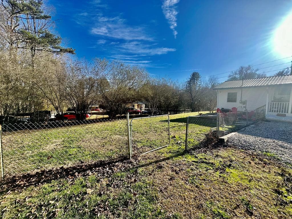 7420 Murphy Hwy, Blairsville GA 30512 - Photo
