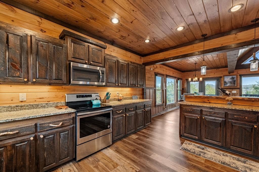 360 Hope Drive, Blue Ridge GA 30513 - Photo
