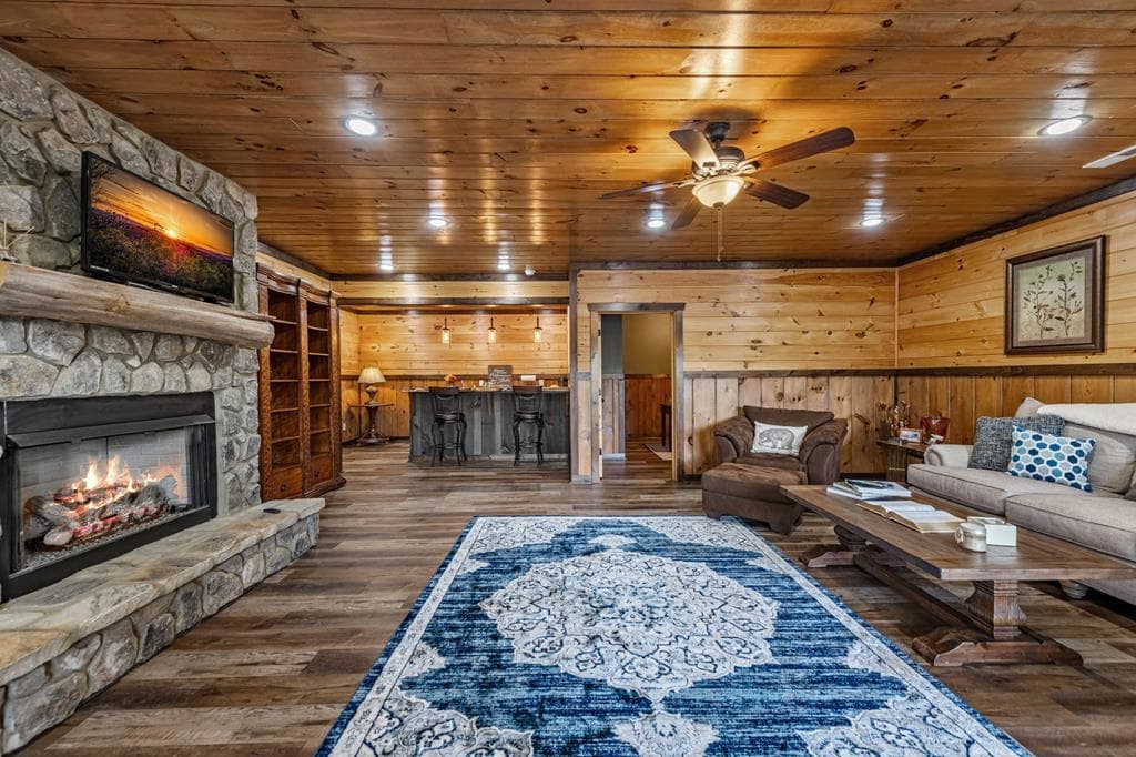 360 Hope Drive, Blue Ridge GA 30513 - Photo