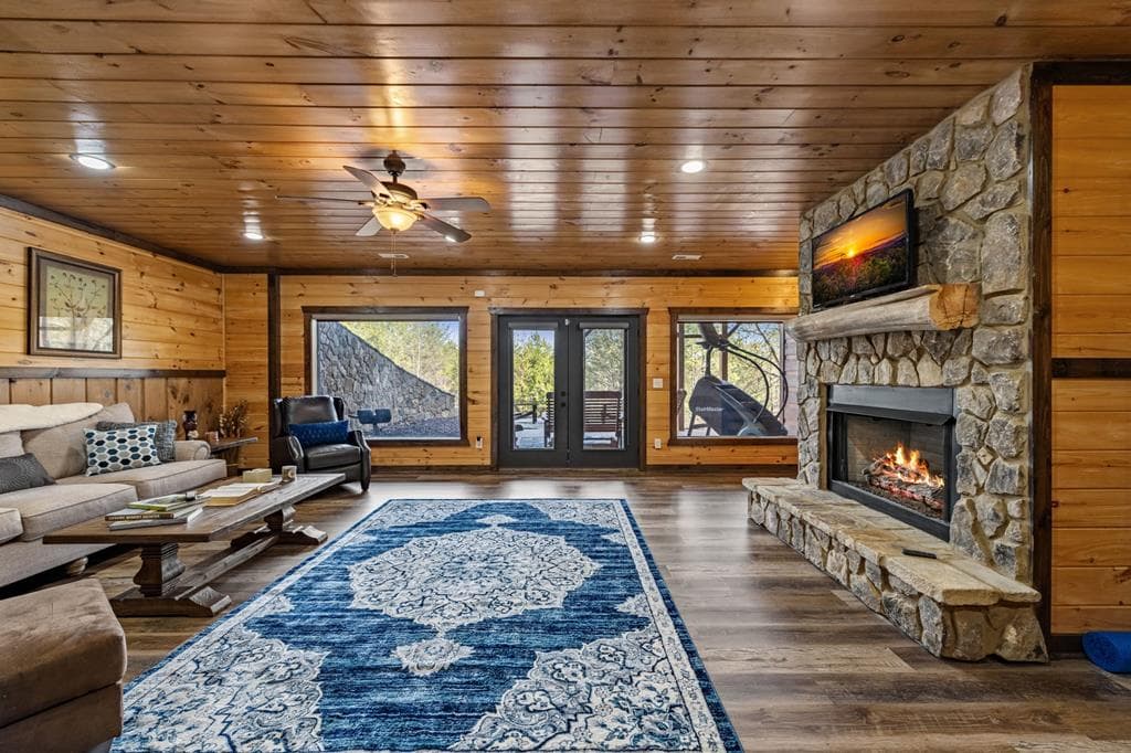 360 Hope Drive, Blue Ridge GA 30513 - Photo