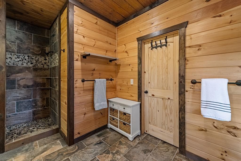 360 Hope Drive, Blue Ridge GA 30513 - Photo