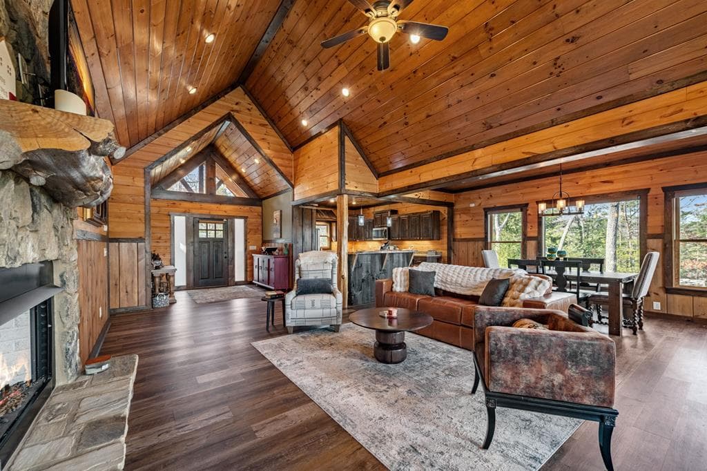 360 Hope Drive, Blue Ridge GA 30513 - Photo