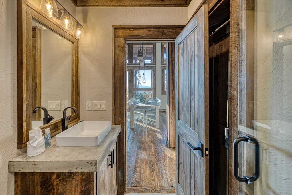 180 Wawayanda Drive, Mineral Bluff GA 30559 - Photo