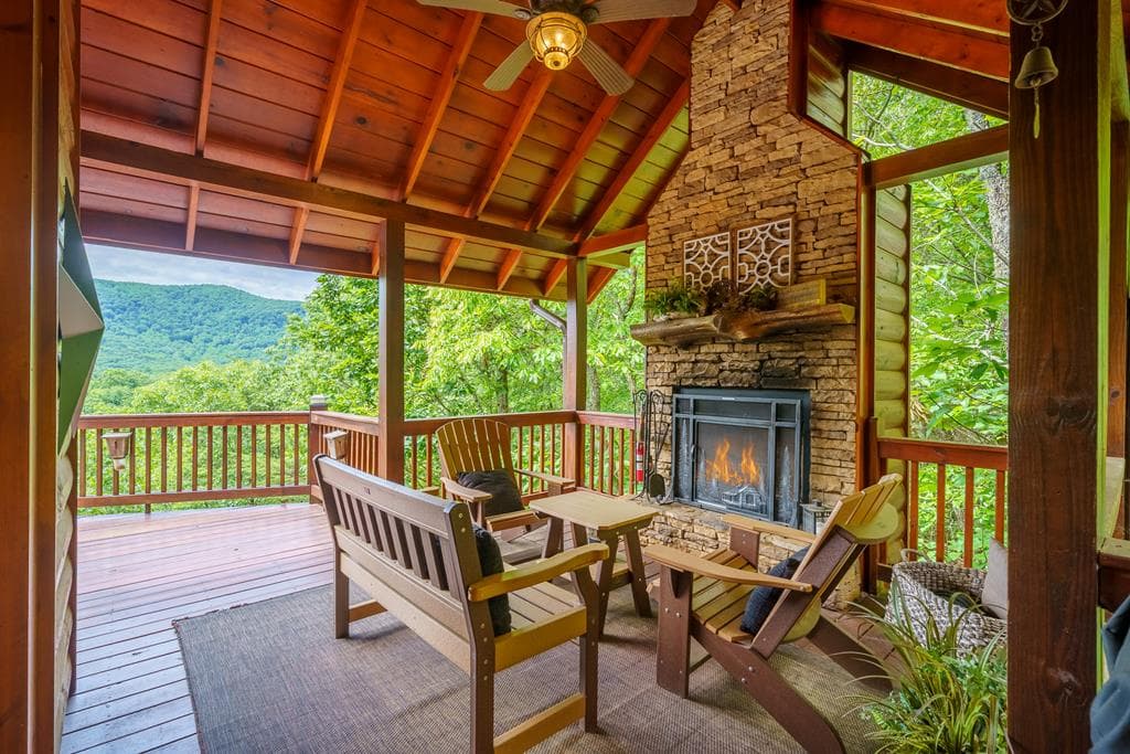 411 Ridge Trail, Blue Ridge GA 30513 - Photo