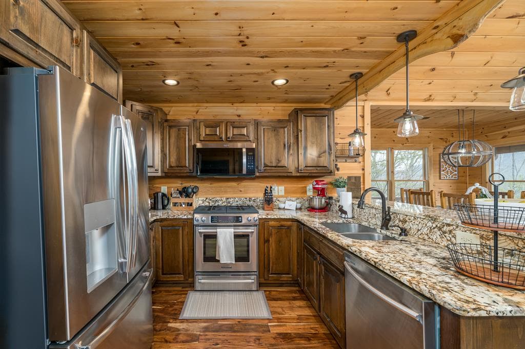 411 Ridge Trail, Blue Ridge GA 30513 - Photo