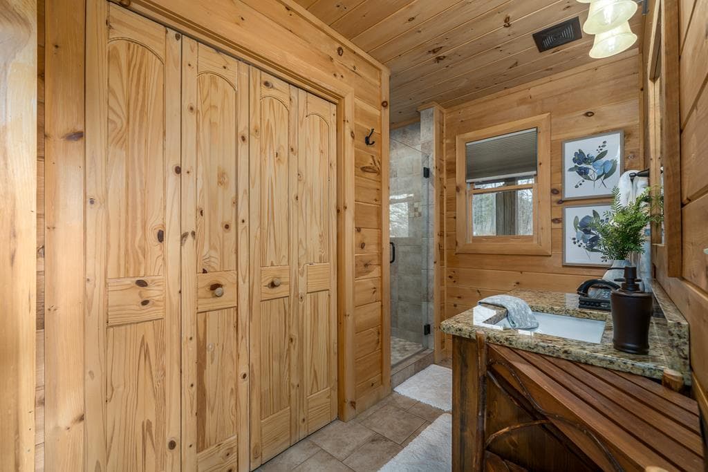 411 Ridge Trail, Blue Ridge GA 30513 - Photo