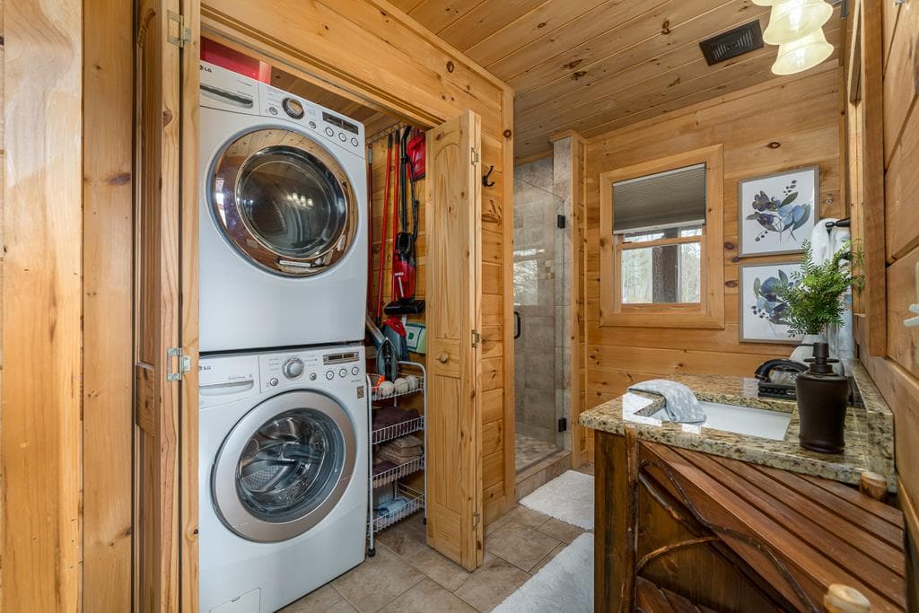 411 Ridge Trail, Blue Ridge GA 30513 - Photo